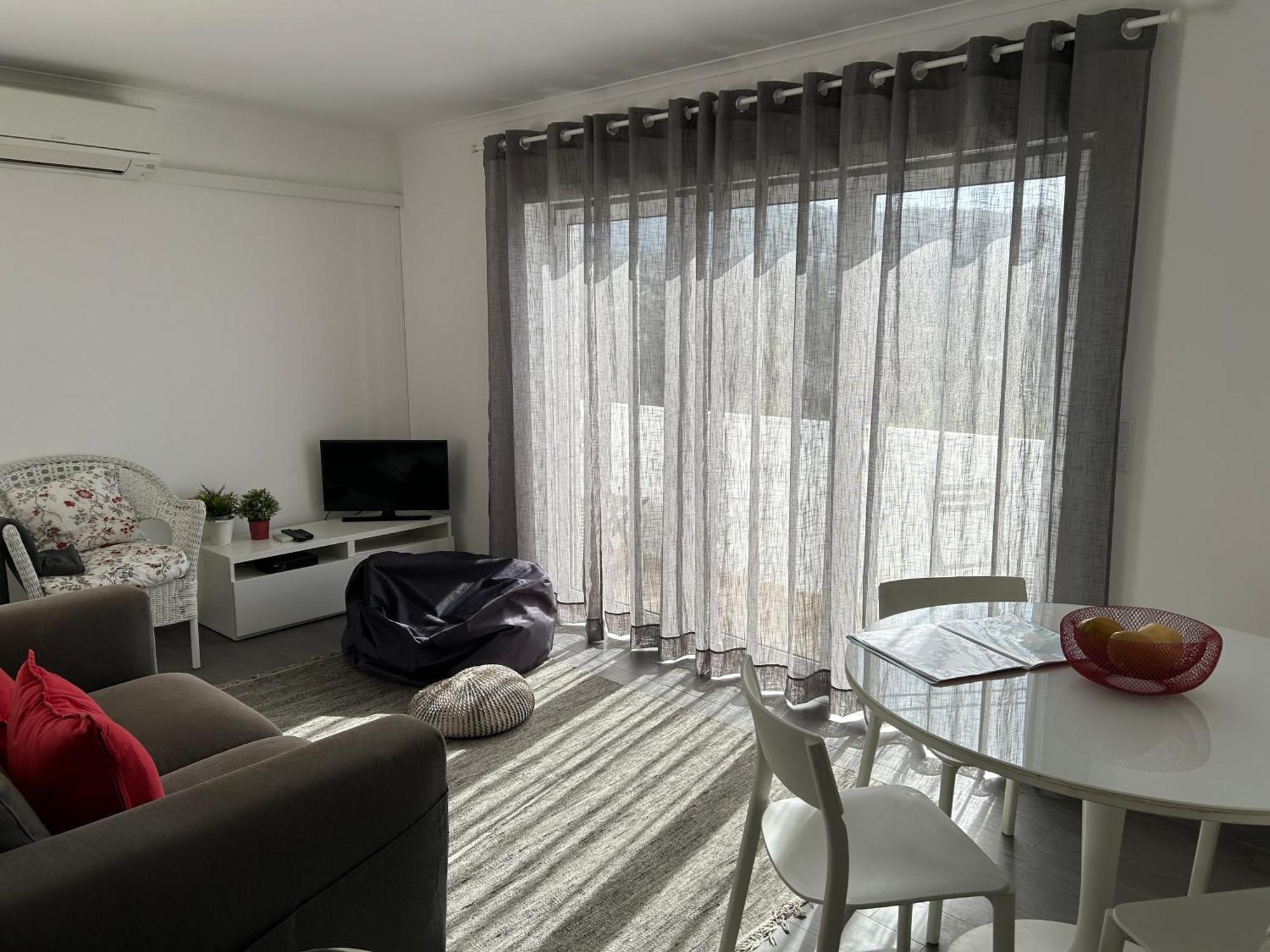 Cabriz White House Apartment