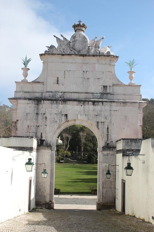 Cabriz White House Sintra